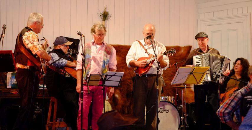 Equinox All Star Band at Pukehiki Hoedown / Ceilidh