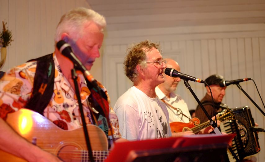 Equinox All Star Band at Pukehiki Hoedown / Ceilidh