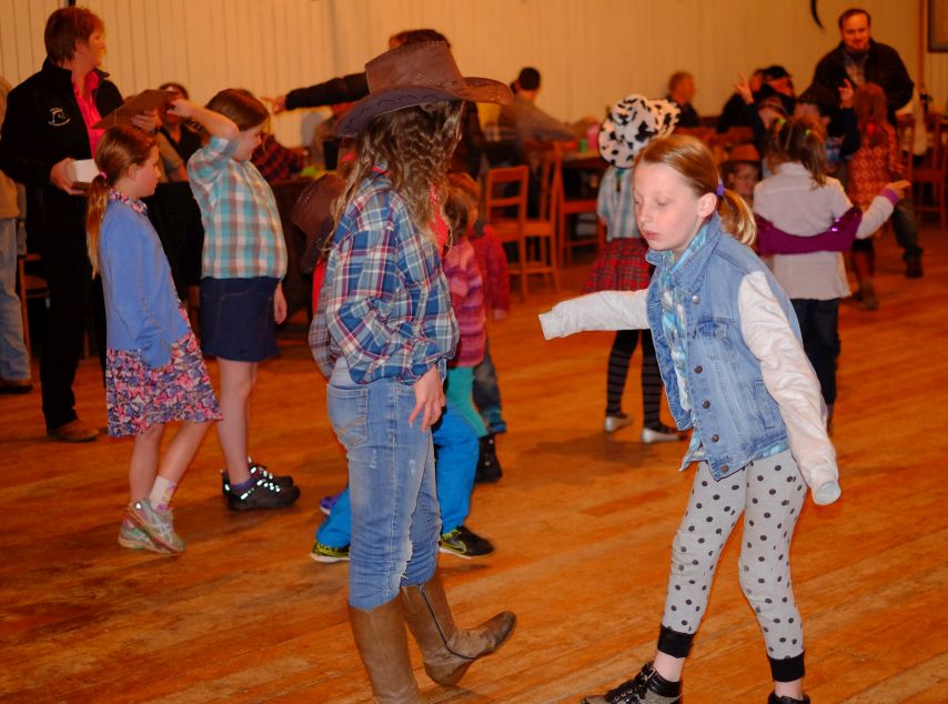 Pukehiki Hoedown Ceilidh 2016