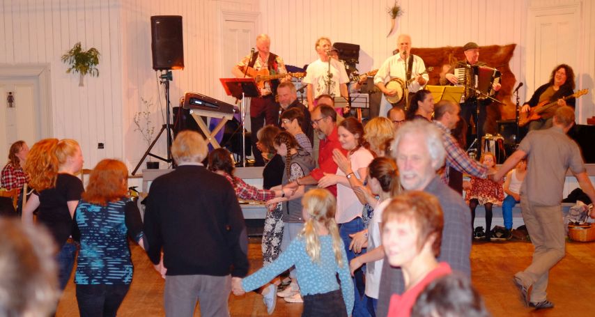 Pukehiki Hoedown Ceilidh 2016